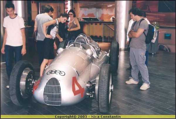 magazin audi.jpg